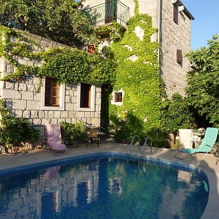 Holiday Home Villa Kastel Zrnovo Экстерьер фото