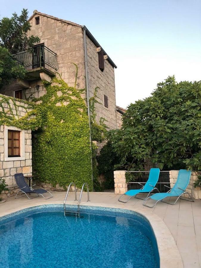 Holiday Home Villa Kastel Zrnovo Экстерьер фото
